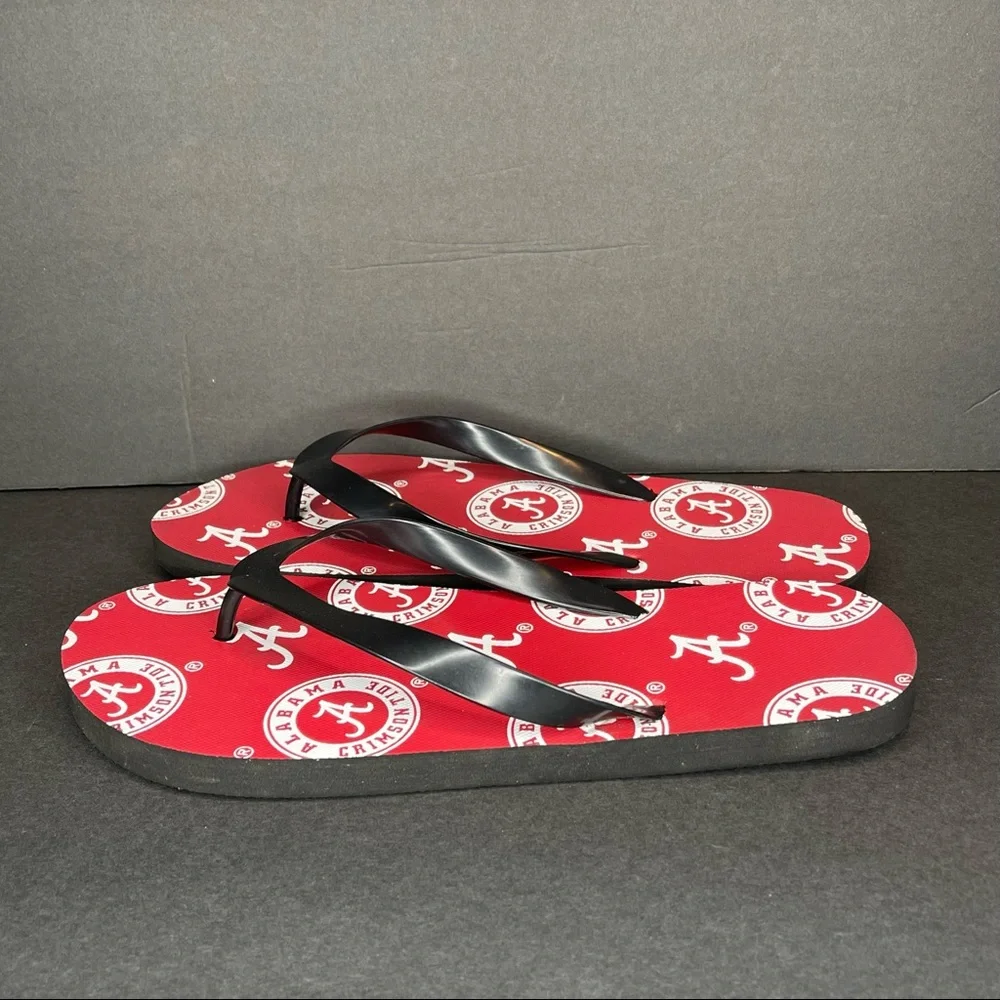 Alabama Crimson Tide Men’s 10.5 Black Thong Flip‎ Flop Sandals.